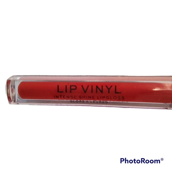 Revolution Lip Vinyl 💋 cherry - Picture 8 of 8
